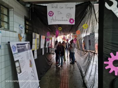 Escola  Técnica realiza a Primeira Feira de Educação e Técnologia