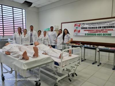 Escola  Técnica realiza a Primeira Feira de Educação e Técnologia