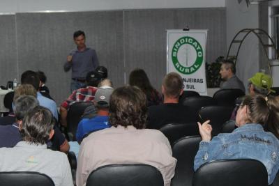 Palestra no Sindicato Rural de Laranjeiras do Sul tem foco em segurança no Campo