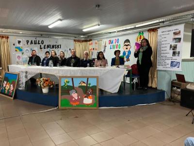 Colégio Gildo promove debate com escritores laranjeirenses para celebrar o dia do livro infantil