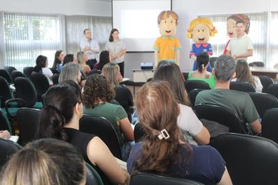 Professores de Laranjeiras participam de capacitação do Programa Agrinho