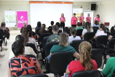 Mulheres cooperadas da Castrolanda, participam de imersão cooperativista na Coprossel