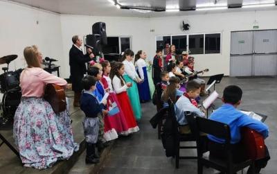 LS: CTG Estância do Iguaçu comemora Dia das Mães com jantar