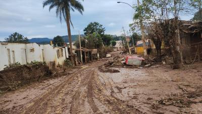 Tragédia Climática no RS: Histórias de Resgate e Superação 