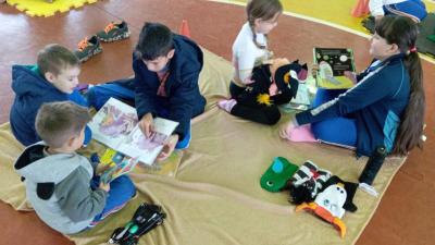 Projeto "Viajando na Imaginação" Encanta Alunos na Escola Municipal Dr. Leocádio José Correia