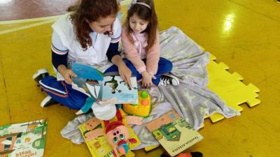 Projeto "Viajando na Imaginação" Encanta Alunos na Escola Municipal Dr. Leocádio José Correia