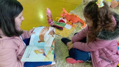 Projeto "Viajando na Imaginação" Encanta Alunos na Escola Municipal Dr. Leocádio José Correia