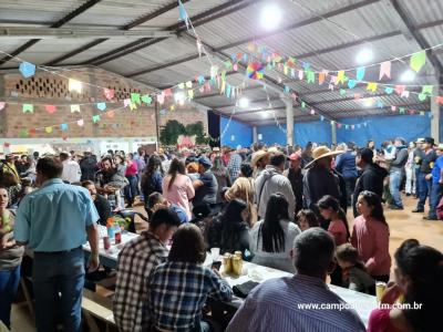 Festa junina da comunidade faxinal grande supera expectativas de público e vendas