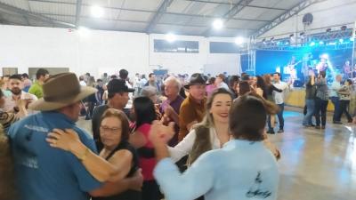 Jantar dos Mil é um Sucesso em Laranjeiras do Sul