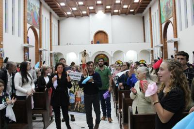 3º dia da Novena em Louvor a Padroeira Sant´Ana teve benção especial para viúvos e idosos