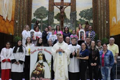 Novena da Padroeira Sant´Ana teve benção das famílias no 6º dia