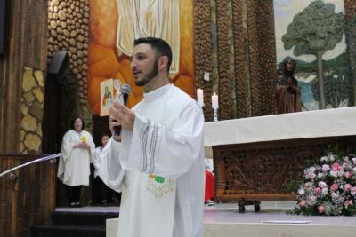 Novena da Padroeira Sant´Ana teve benção das famílias no 6º dia