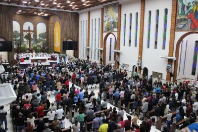 Novena da Padroeira Sant´Ana teve benção das famílias no 6º dia