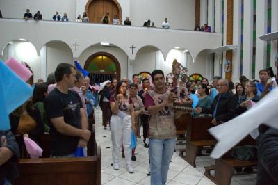 Novena da Padroeira Sant´Ana teve benção das famílias no 6º dia