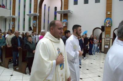 Novena da Padroeira Sant´Ana teve benção das famílias no 6º dia