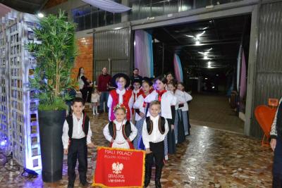 Noite do Pirogue da Festa de Sant´Ana reuniu centenas de pessoa no Pavilhão da Matriz