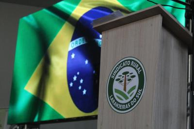 Encontro de Produtores em Laranjeiras do Sul celebra o dia do agricultor