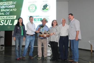 Encontro de Produtores em Laranjeiras do Sul celebra o dia do agricultor