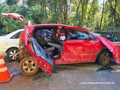 LS: Grave acidente deixa vitima presa às ferragens e bloqueia BR 277