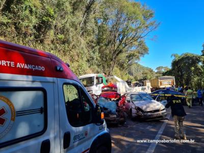 LS: Grave acidente deixa vitima presa às ferragens e bloqueia BR 277