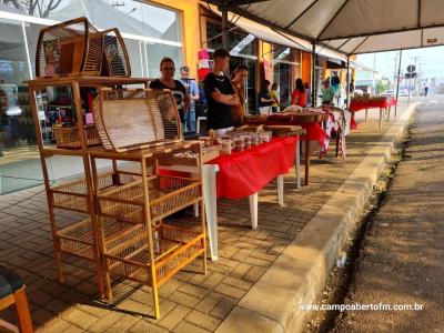 LS: Feira de artesanato segue até hoje ao lado da rodoviária