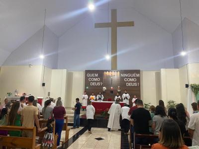 Missa com Novenas em louvor a São Miguel reuniu dezenas de Fiéis neste sábado (21)