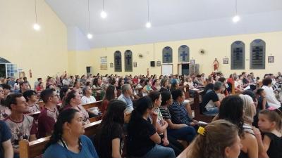 3º dia da Novena em louvor a São Miguel teve a participação da Comunidade Frei Galvão e RCC