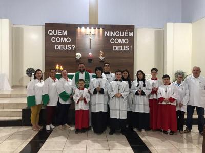 6º Dia das Missas com Novenas no Bairro São Miguel de Laranjeiras do Sul foi Presidida pelo Padre Sebastião Gulart