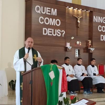 Festa em louvor a São Miguel em Laranjeiras do Sul atraiu centenas de fiéis