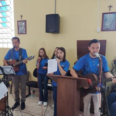 Festa em louvor a São Miguel em Laranjeiras do Sul atraiu centenas de fiéis