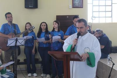 Festa em louvor a São Miguel em Laranjeiras do Sul atraiu centenas de fiéis