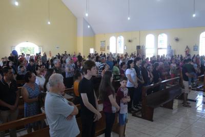 Festa em louvor a São Miguel em Laranjeiras do Sul atraiu centenas de fiéis