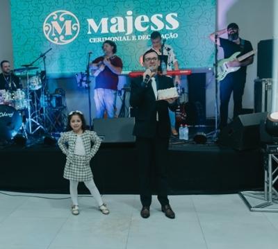 LS: Majess comemora 5 anos em grande estilo