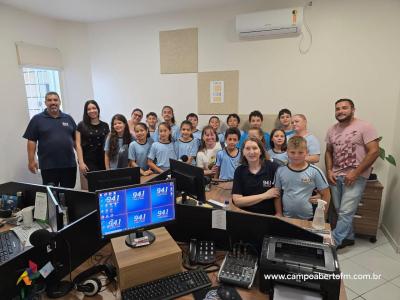 Alunos da Escola Chico Mendes Apresentam Projeto Sobre a Natureza na Campo Aberto FM