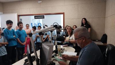 Alunos da Escola Chico Mendes Apresentam Projeto Sobre a Natureza na Campo Aberto FM