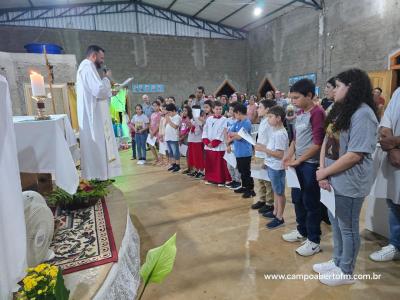 Caravana Evangelizar da Campo Aberto FM participou da Missa Solene de Frei Galvão