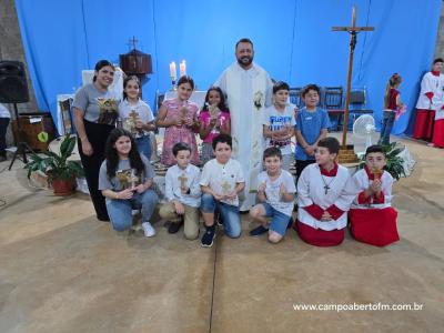 Caravana Evangelizar da Campo Aberto FM participou da Missa Solene de Frei Galvão