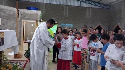 Caravana Evangelizar da Campo Aberto FM participou da Missa Solene de Frei Galvão