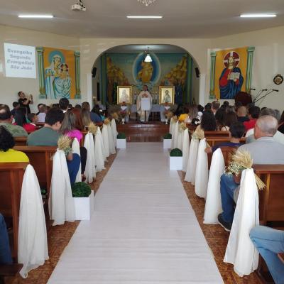 LS: Igreja Ucraniana realiza festa e consagração do Crisma e 1ª Eucaristia 