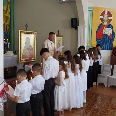 LS: Igreja Ucraniana realiza festa e consagração do Crisma e 1ª Eucaristia 