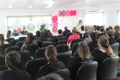 Reunião da Comissão de Mulheres Rurais em Laranjeiras do Sul: Liderança e Fortalecimento da Mulher no Campo