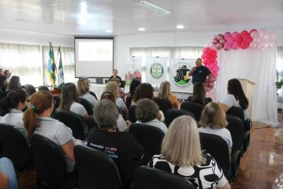 Reunião da Comissão de Mulheres Rurais em Laranjeiras do Sul: Liderança e Fortalecimento da Mulher no Campo