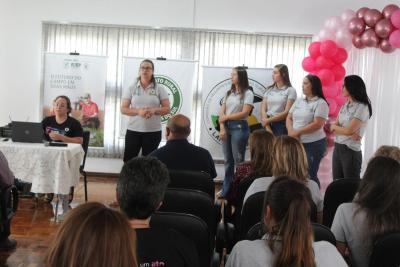 Reunião da Comissão de Mulheres Rurais em Laranjeiras do Sul: Liderança e Fortalecimento da Mulher no Campo