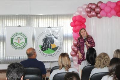 Reunião da Comissão de Mulheres Rurais em Laranjeiras do Sul: Liderança e Fortalecimento da Mulher no Campo