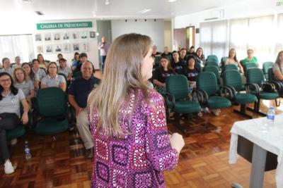 Reunião da Comissão de Mulheres Rurais em Laranjeiras do Sul: Liderança e Fortalecimento da Mulher no Campo