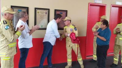 LS: Corpo de Bombeiros realiza cerimônia de entrega de caminhão Auto Bomba Tanque e Resgate 