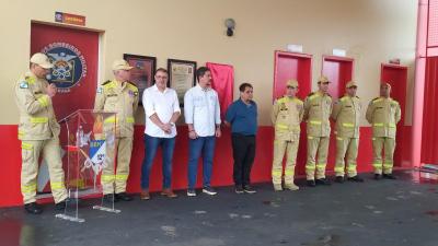 LS: Corpo de Bombeiros realiza cerimônia de entrega de caminhão Auto Bomba Tanque e Resgate 