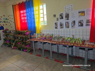 Escola Irma Inez Vailatti de Porto Barreiro realizou no último sábado, Mostra Pedagógica