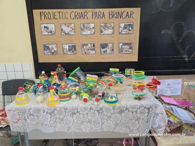 Escola Irma Inez Vailatti de Porto Barreiro realizou no último sábado, Mostra Pedagógica