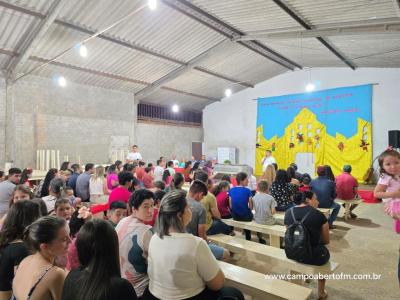 Escola José Bonifácio promoveu "Noite Cultural" com "Seção de Autógrafos" dos pequenos escritores